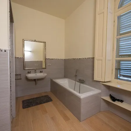 Apartament Favorita